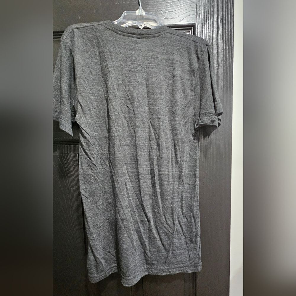 Gray Motivational Tee - Picture 2 of 3